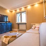 Le Fratte Luxury Ferienhaus *