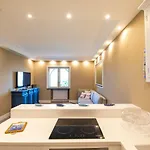 Ferienhaus Le Fratte Luxury Castellammare di Stabia