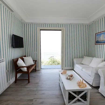 Ferienhaus Le Fratte Luxury Castellammare di Stabia