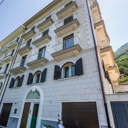 Le Fratte Luxury Ferienhaus *